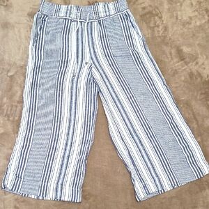 High-Rise Wide Leg Seersucker Capri's